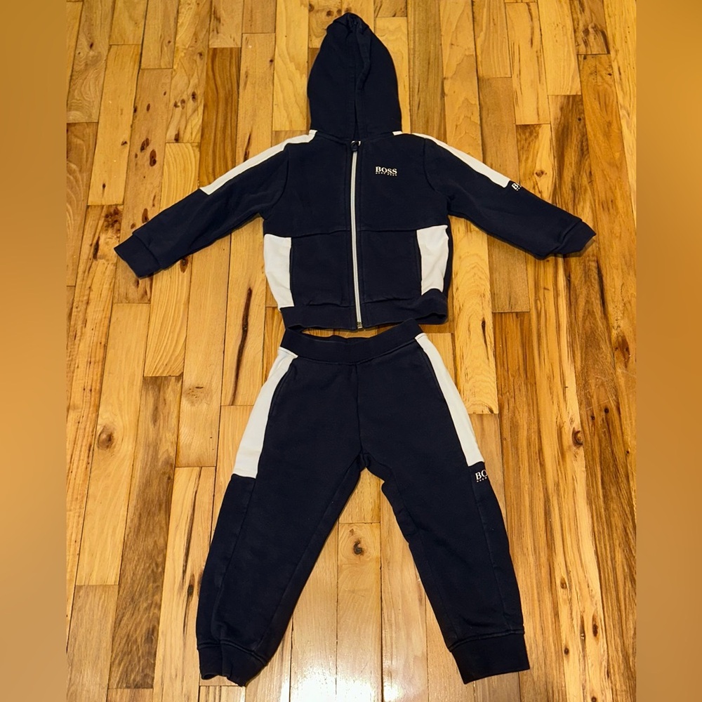 Like New - Hugo Boss set Boys -Sz.3